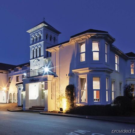 Copthorne Effingham Gatwick Hotel Exterior foto