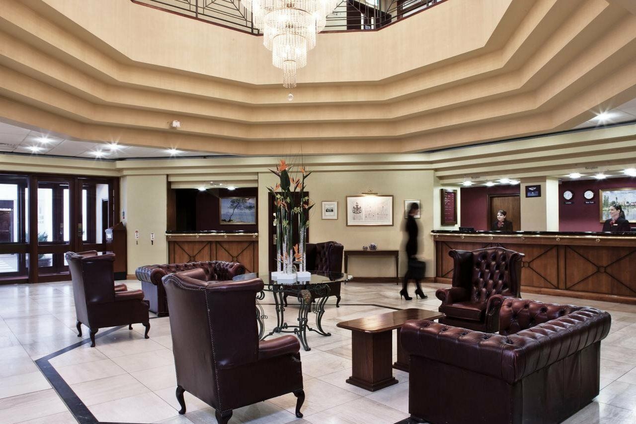 Copthorne Effingham Gatwick Hotel Exterior foto